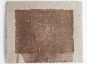 インスタレーション作品『キャンバスの向こう側の気配』の画像