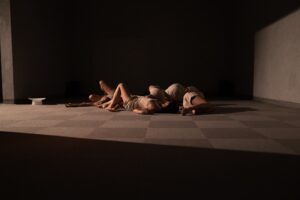 インスタレーション作品『FISH SPINE』の画像