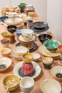 インスタレーション作品『めいめい、よよに続いた続いた子の子の子の』の画像