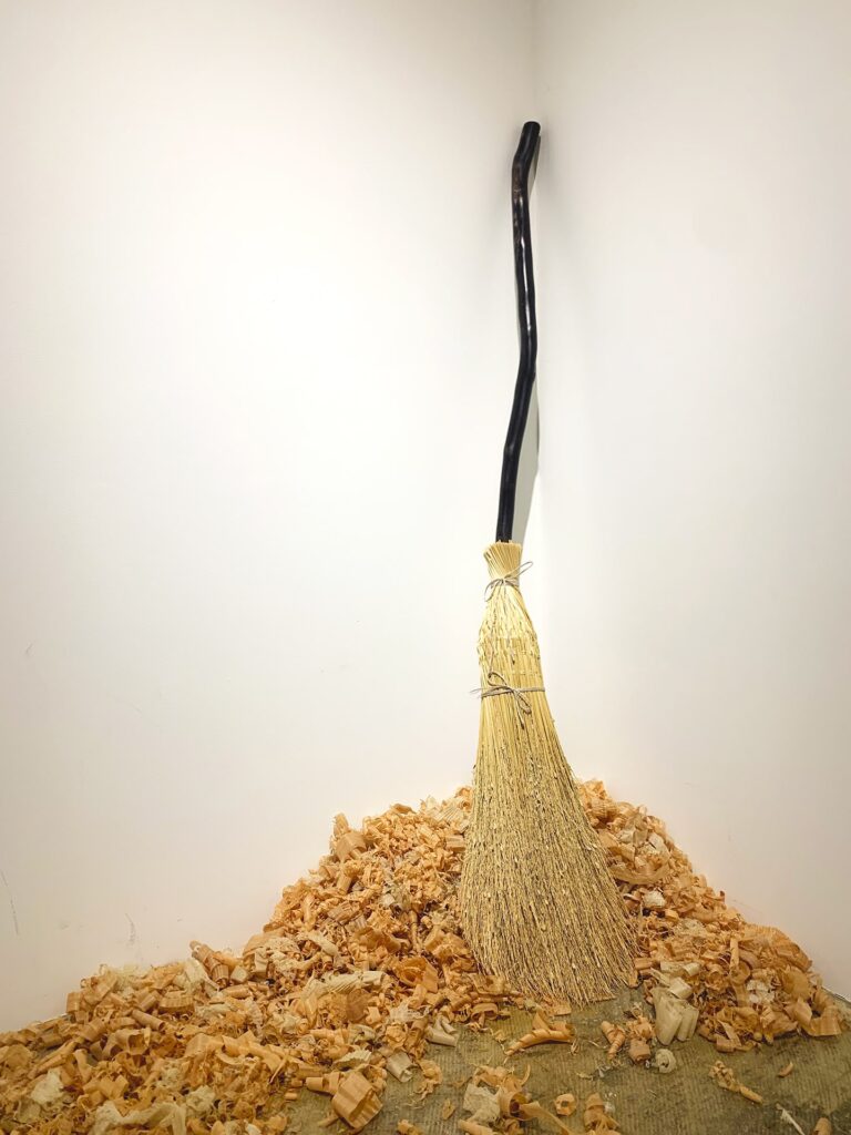 インスタレーション作品『form 750 a.m. to 800 p.m.』のメイン画像